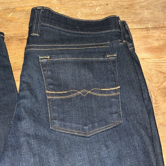 Woman’s Lucky Brand Charlie Skinny Jeans Size 4 (27),run small & lower rise. - Picture 5 of 14